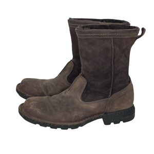 Ugg Leather Pull On Chelsea Boots Mens 10 Dark Brown Suede w/Sheepskin Lining